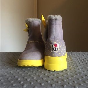 Limited Spring edition Uggs size7